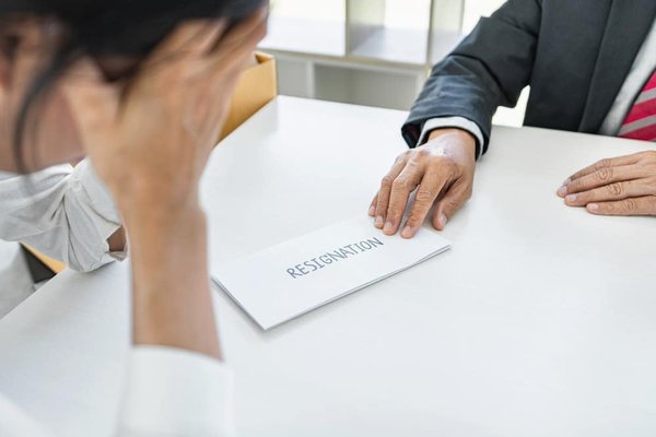 Comprendre le salaire d'un consultant SEO Sénior - Quels sont les avantages et inconvénients ?